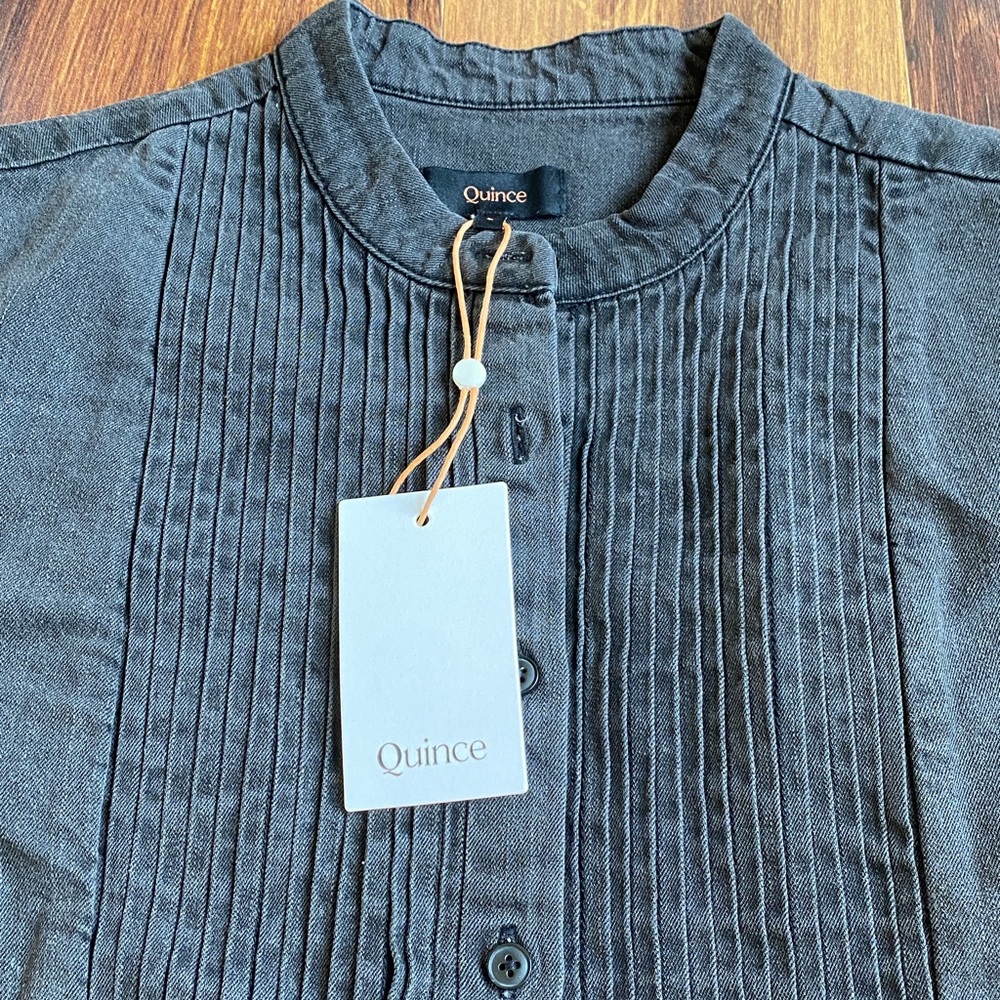 Quince Distressed Denim Tuxedo Shirt Pleated Button Down Large - Picture 5 of 10
